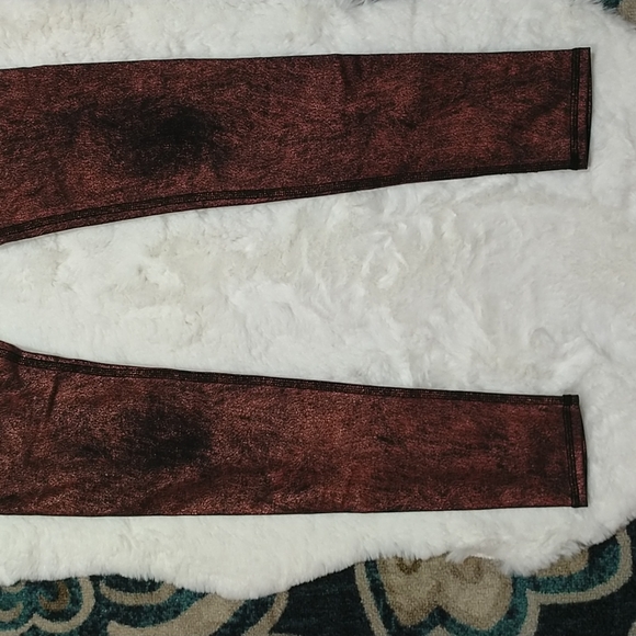 Alo yoga high rise metallic copper airbrushed leggings XS - Picture 8 of 16